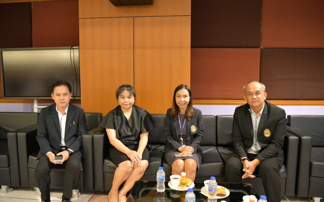 มหาวิทยาลัยราชภัฏสุรินทร์ จับมือ อาชีวศึกษาสุรินทร์ ยกระดับทักษะวิชาชีพสู่ปริญญาตรี พัฒนาหลักสูตรต่อเนื่องเชื่อมโยง (Seamless Transition)จังหวัดสุรินทร์